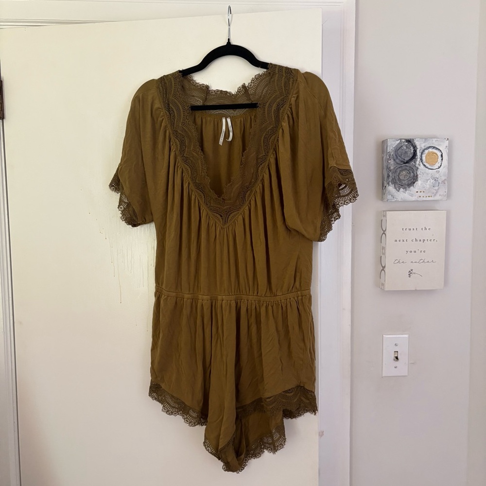 Anthropologie Lace V-neck Lounge Romper